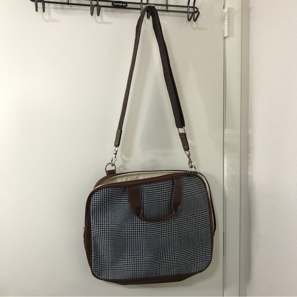 Barrington x the Honda classic houndstooth computer laptop crossbody bag - Picture 2 of 12